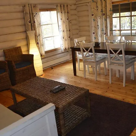 Chalet Revontuli *