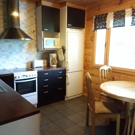 Lomamökit Revontuli