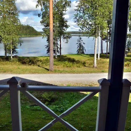 Revontuli Lomamökit *