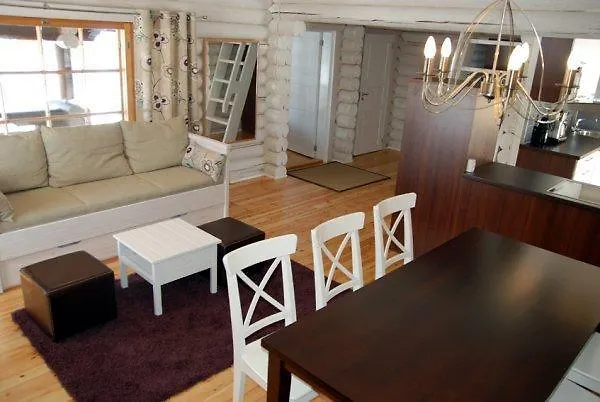 Revontuli Chalet